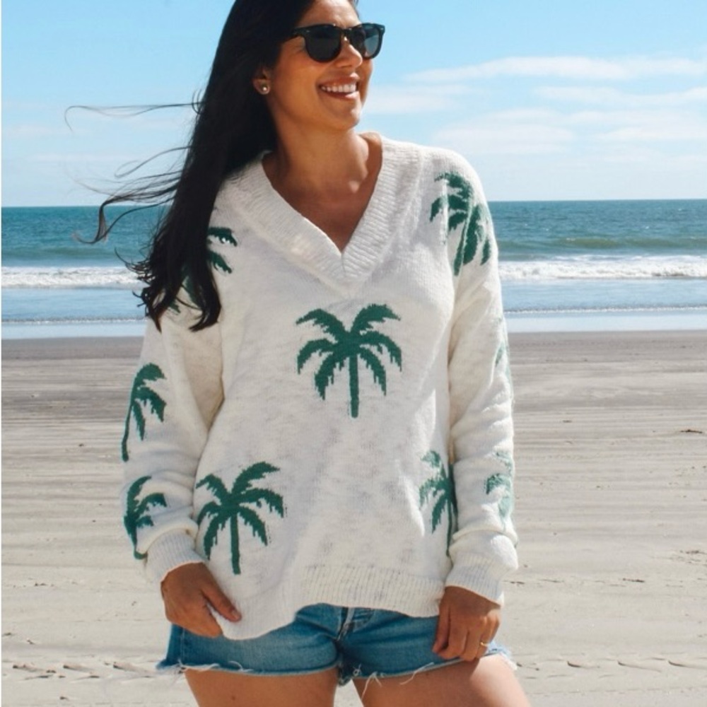 Beachly | Palm Breeze V-Neck Sweater Ivory Green Palm Print | Size M Coastal